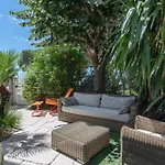 בית נופש Large House With Garden Near The Sea Saint-Raphaël